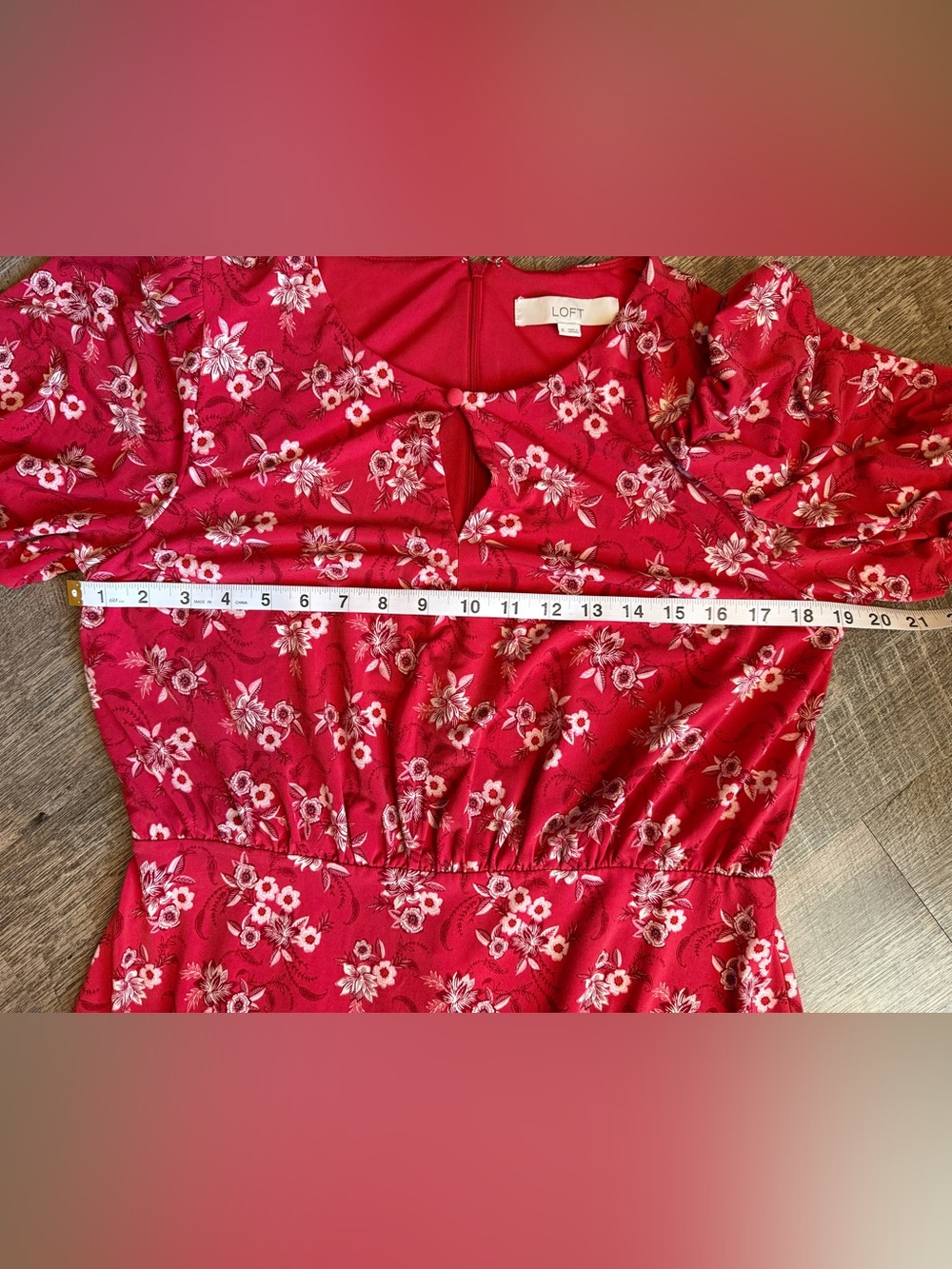 LOFT Floral Fit & Flare Dress Size 8 Raspberry Pink Puff Sleeve GUC - Picture 10 of 11